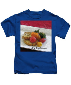 Baby heirloom with crostini - Kids T-Shirt