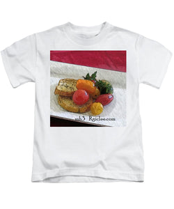 Baby heirloom with crostini - Kids T-Shirt