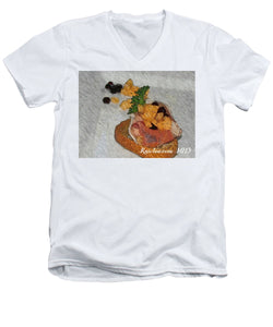 Balsamic caviar and cantaloupe - Men's V-Neck T-Shirt