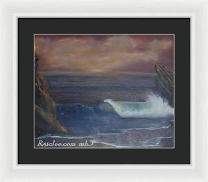 Breaking Wave - Framed Print