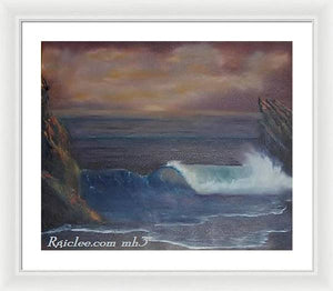 Breaking Wave - Framed Print