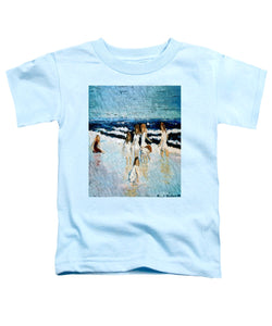 Family at the beach - Toddler T-Shirt