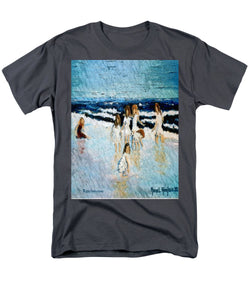 Family at the beach - Men's T-Shirt  (Regular Fit)