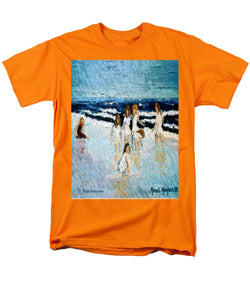 Family at the beach - Men's T-Shirt  (Regular Fit)