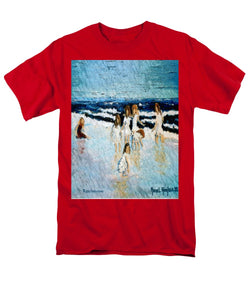 Family at the beach - Men's T-Shirt  (Regular Fit)